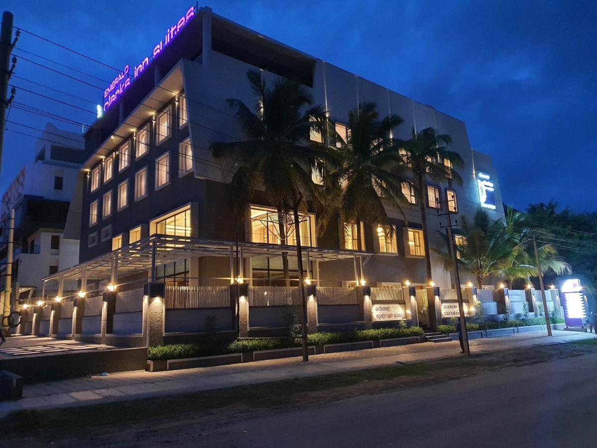Emerald Clarks Inn Suites Maisúr Exteriér fotografie